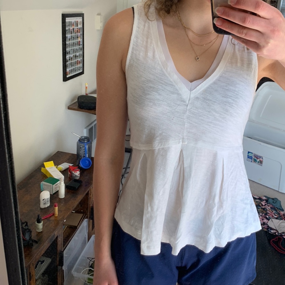 White V neck Peplum tee